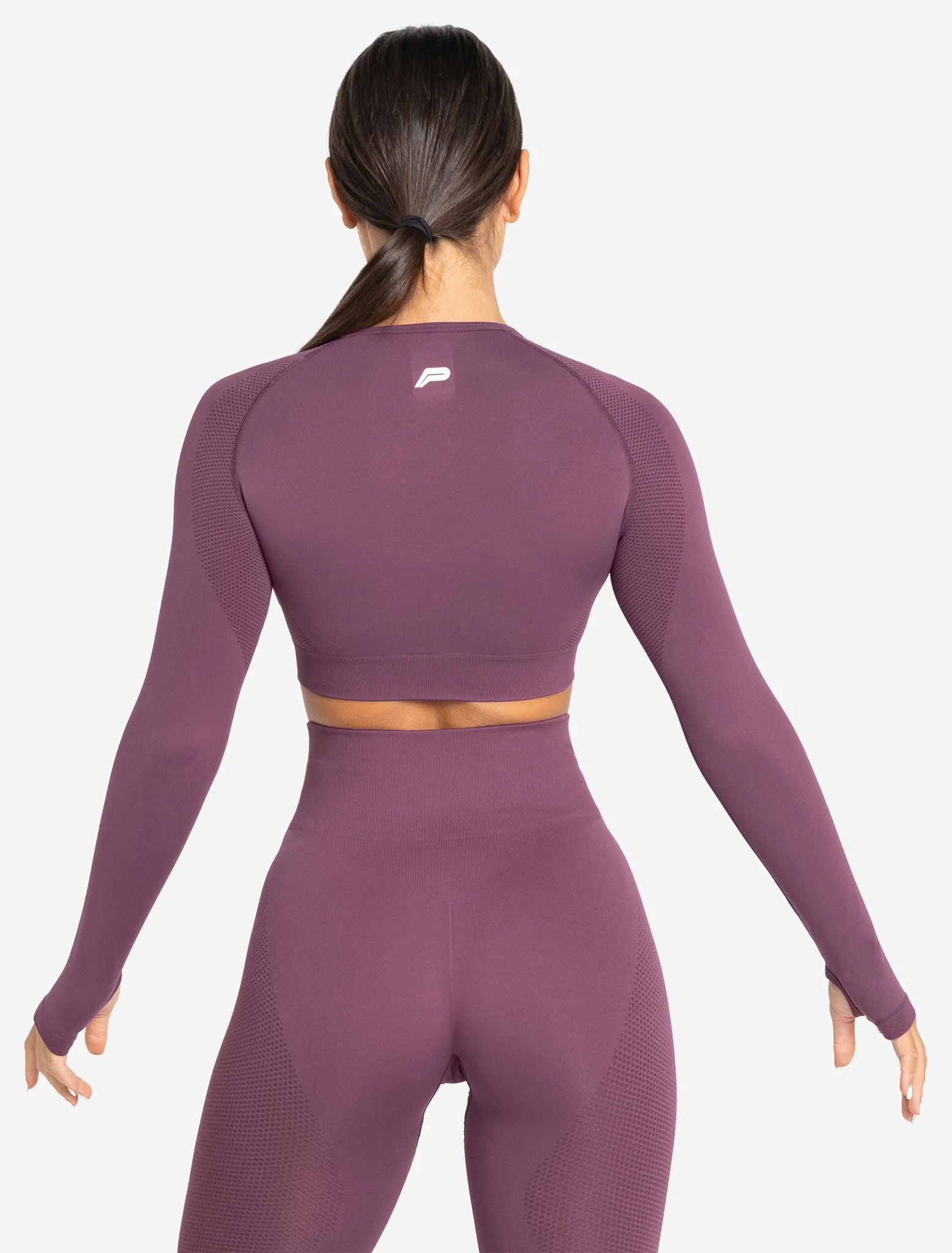 Move Seamless Long Sleeve Crop Top - Plum - Image 3